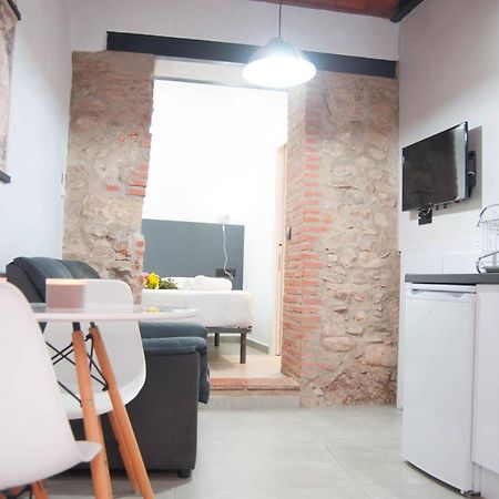 Caleros 8 Estudio - Apartamentos de la Parte Antigua de Cáceres Esterno foto