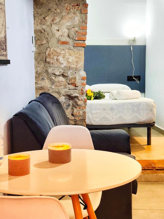 Caleros 8 Estudio - Apartamentos de la Parte Antigua de Cáceres Esterno foto